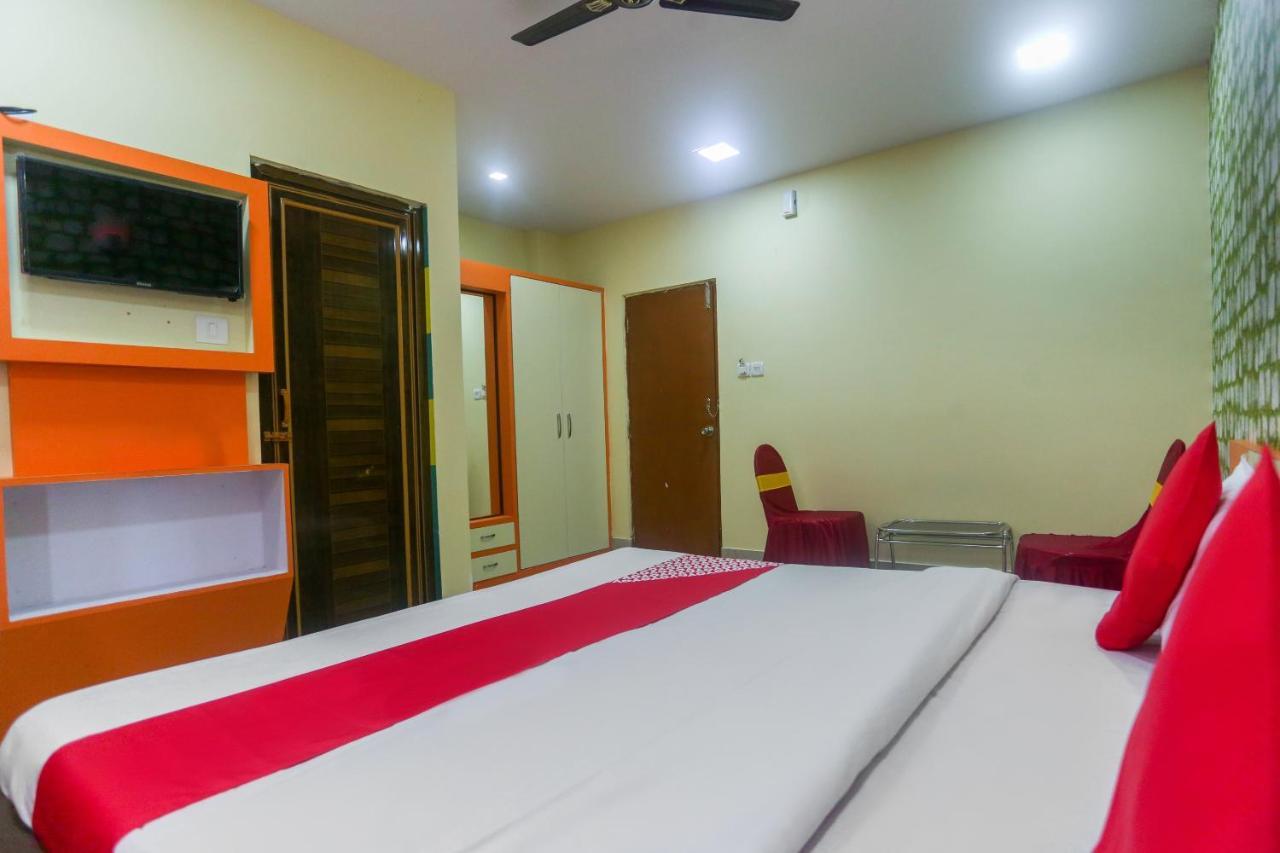 Oyo 60771 New Puri Hotel Dış mekan fotoğraf