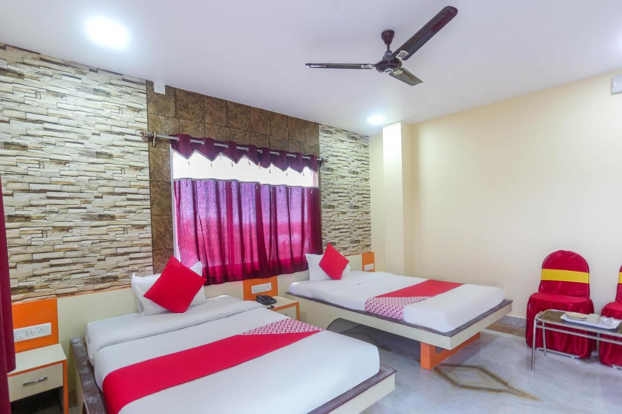 Oyo 60771 New Puri Hotel Dış mekan fotoğraf