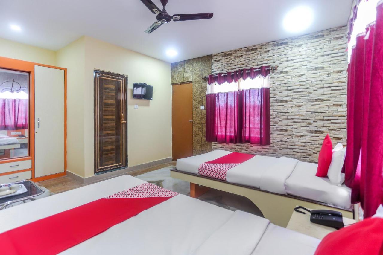 Oyo 60771 New Puri Hotel Dış mekan fotoğraf