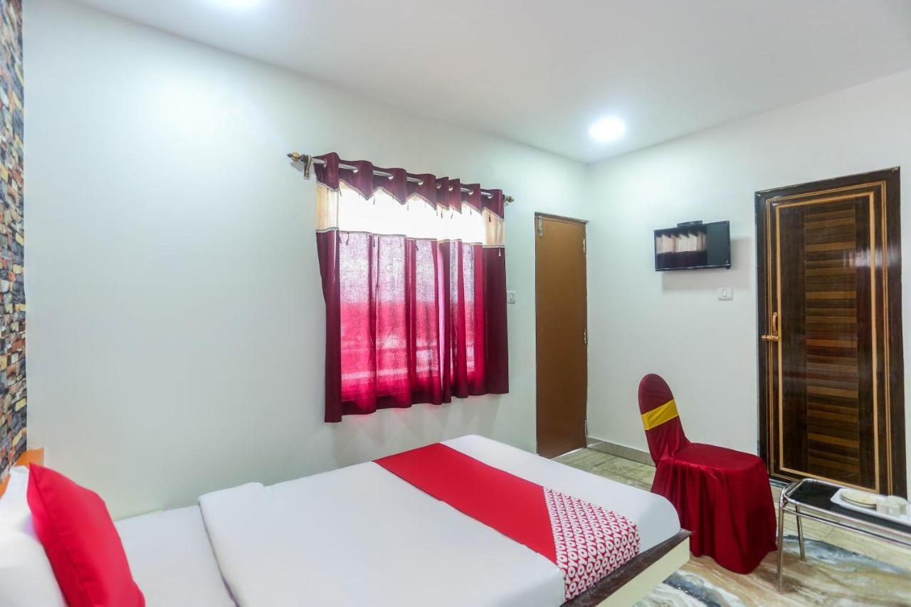 Oyo 60771 New Puri Hotel Dış mekan fotoğraf