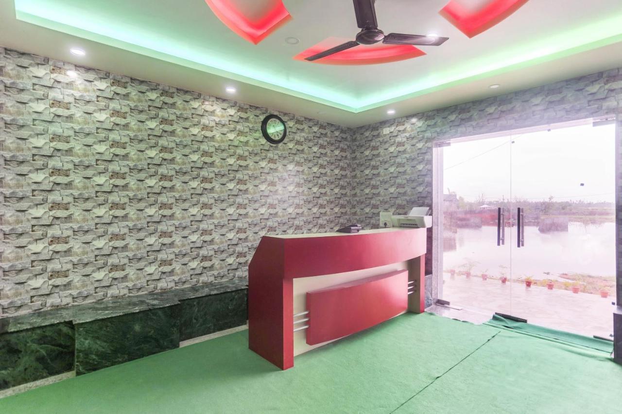 Oyo 60771 New Puri Hotel Dış mekan fotoğraf